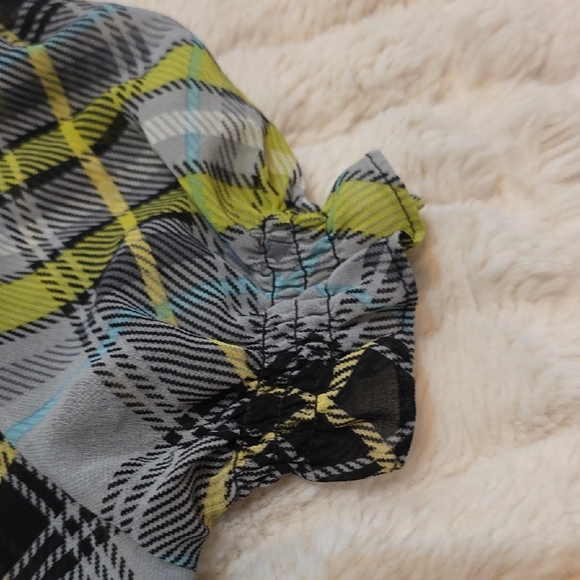 Plaid Ruffle Button-Front Top - Green/Blue/Black - Picture 6 of 9